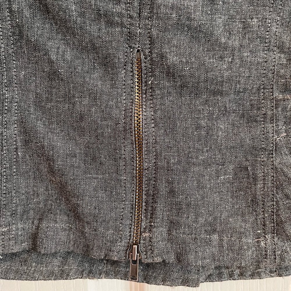 Gray Jacket Contemporary Style - Picture 3 of 8